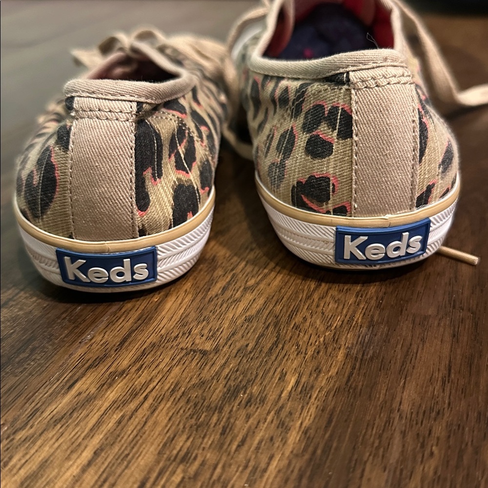Keds Leopard Lace up Flats Size 9.5 - Picture 4 of 4
